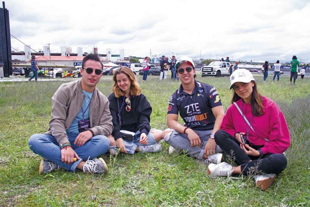 La NASCAR en Querétaro se convierte en una fiesta del automovilismo