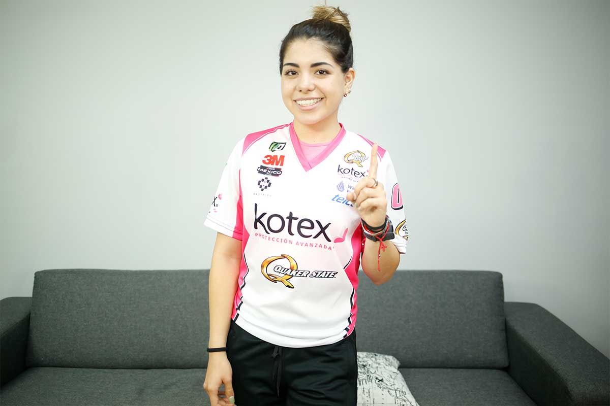 Regina Sirvent, una guerrera en las pistas de la Nascar en Querétaro