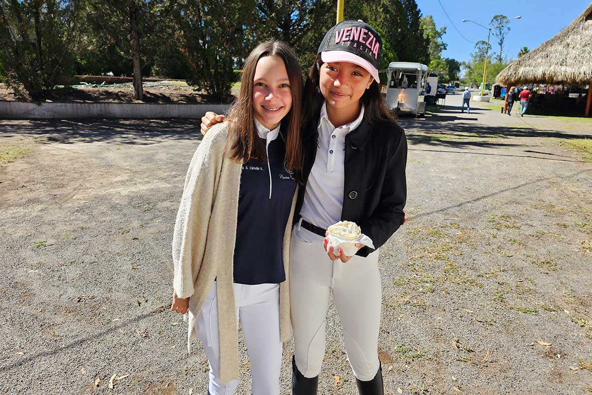 20 El último salto ecuestre del año. Victoria y Mariana.
