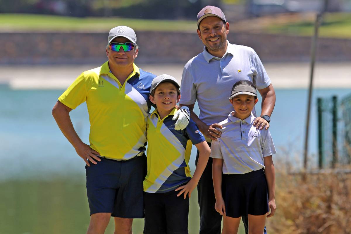 17 Golfistas compiten en el torneo de Semana Santa. Juan Roberto Jiménez, Maximiliano Jiménez, Carlo Álvarez y Macarena Álvarez