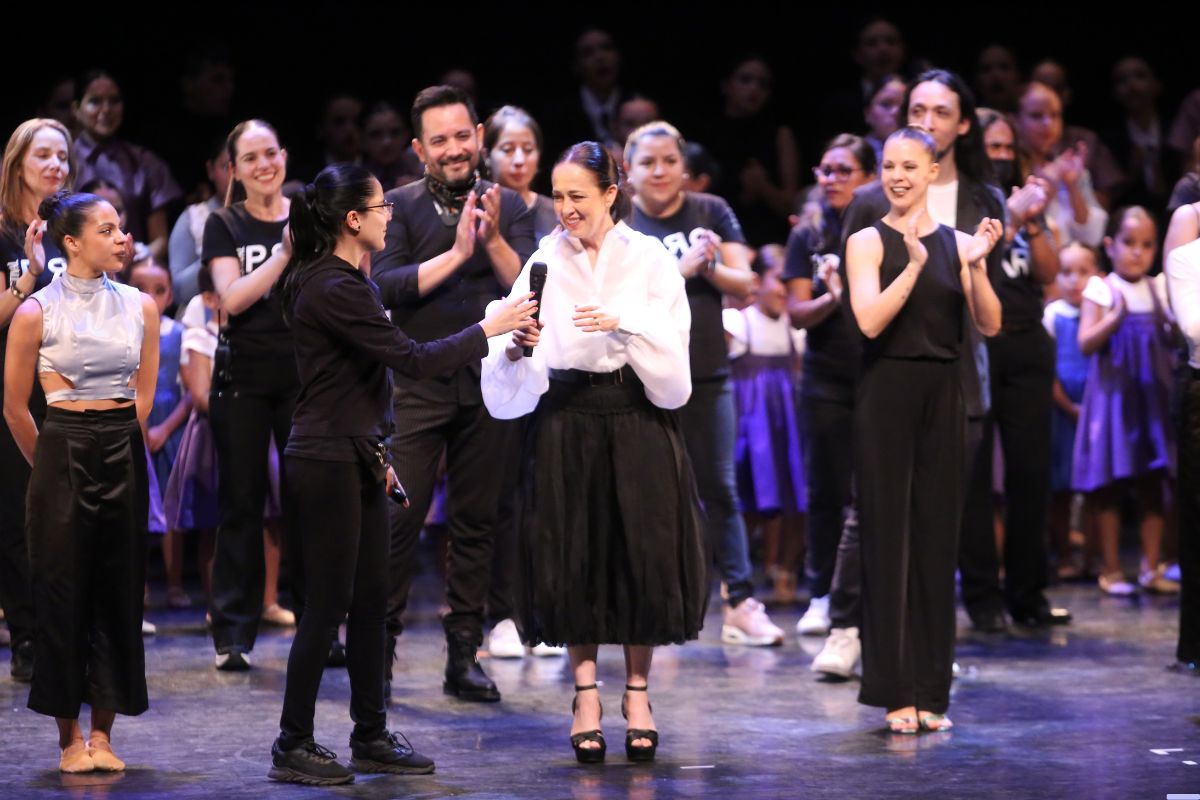 Centro de Danza y Arte Proart Brilla en el Festival Proart Sentido a Plenitud (2)