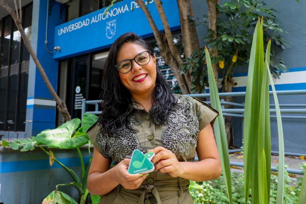 Sorprendente Estudiante de la UAQ lanza Disco de música hecho con plantas