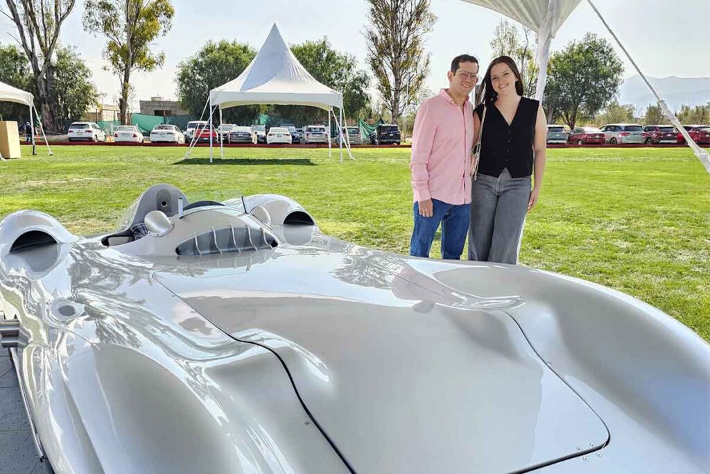 La Expo Coches Clásicos se llevó a cabo en Viñedos San Francisco como parte del Rally Tour de los Viñedos