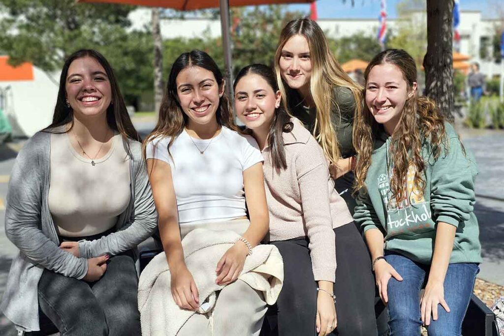 La Facultad de Humanidades en la Universidad Anáhuac Querétaro desarrolla la importancia del humanismo para el pensamiento crítico y el desarrollo de habilidades