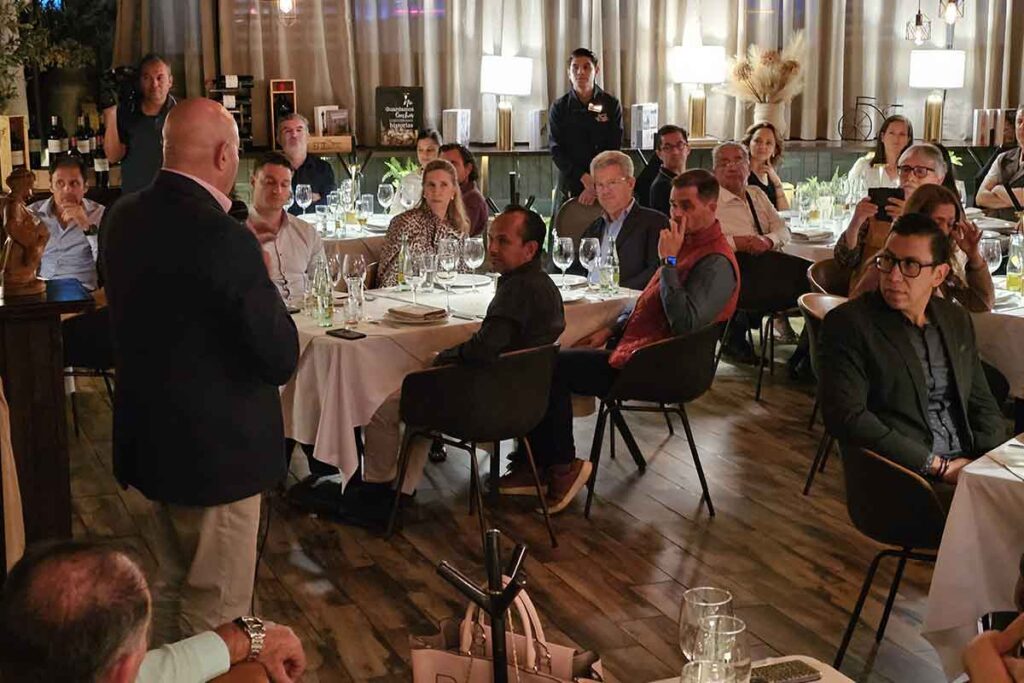 Taberna el Quillo realizó una cena maridaje en honor a Carmelo Rodero quien presentó sus vinos de la prestigiosa Bodegas Rodero