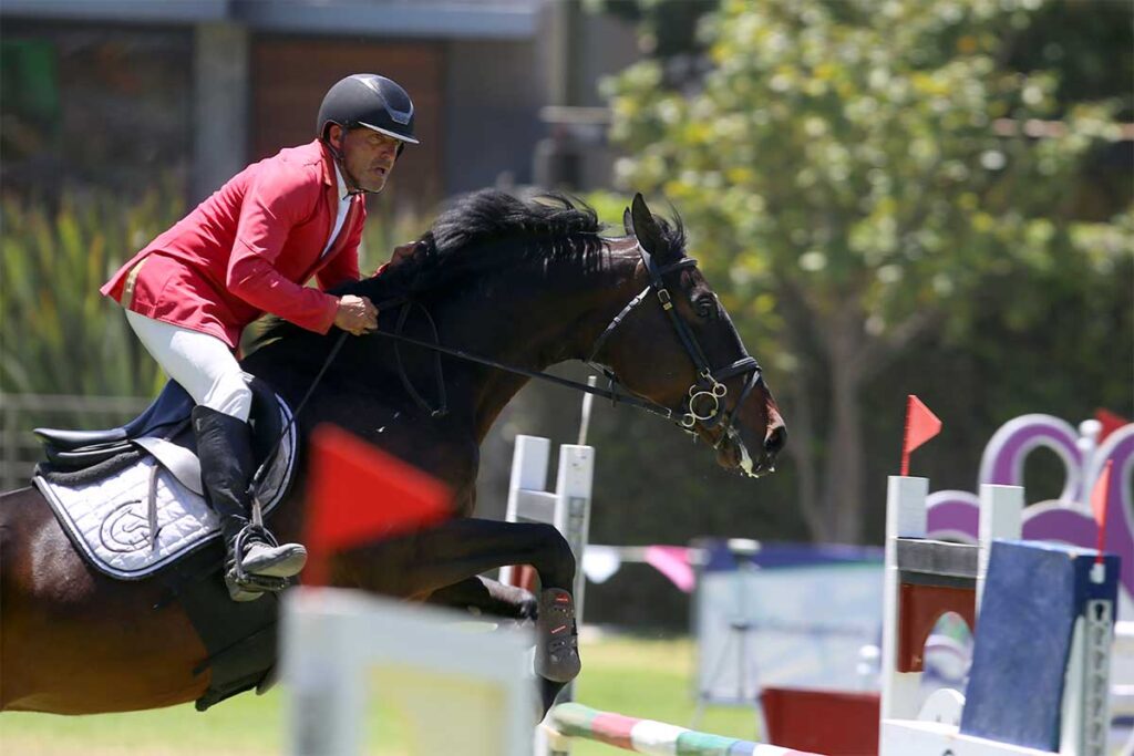 La segunda fecha del concurso de salto ecuestre de la FEEQ se vivió con éxito en el Hípico del Club Campestre de Querétaro