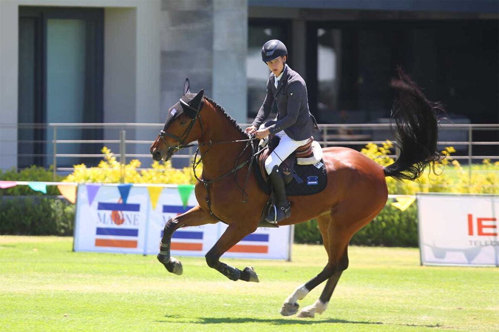 La segunda fecha del concurso de salto ecuestre de la FEEQ se vivió con éxito en el Hípico del Club Campestre de Querétaro