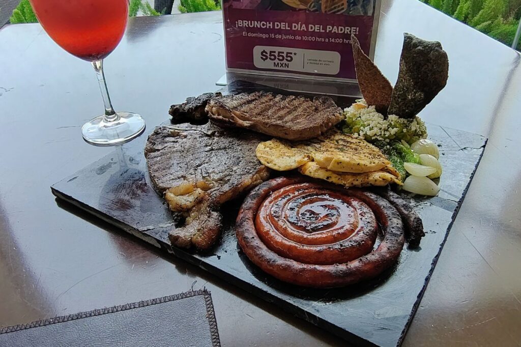 ¡Estilo y sazón! Celebra el Día del Padre en estos restaurantes de Querétaro
