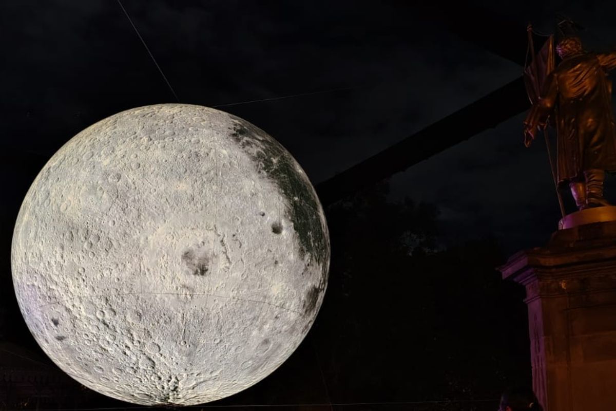 La Luna llega a Querétaro e ilumina Santa Rosa Jáuregui