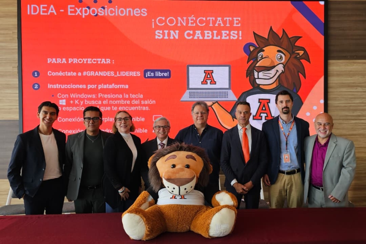 Autoridades universitarias, directivos y representantes académicos encabezaron la presentación oficial de los Congresos Anáhuac 2025 en la Universidad Anáhuac Querétaro. / Foto: Armando Vázquez