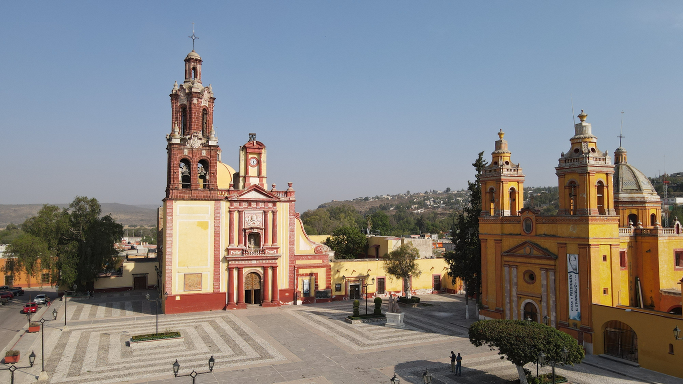  Tequisquiapan, Bernal y Cadereyta: los Pueblos Mágicos ideales para tu boda. Tips, venues y proveedores en la Guía VSD. Planifica una celebración llena de magia y tradición.