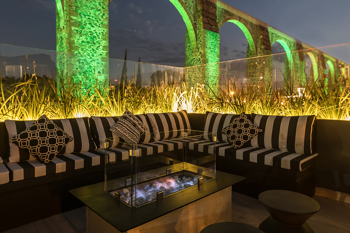 Descubre las mejores terrazas en Querétaro para disfrutar de un brunch, una comida con vista espectacular o un momento pet friendly. 