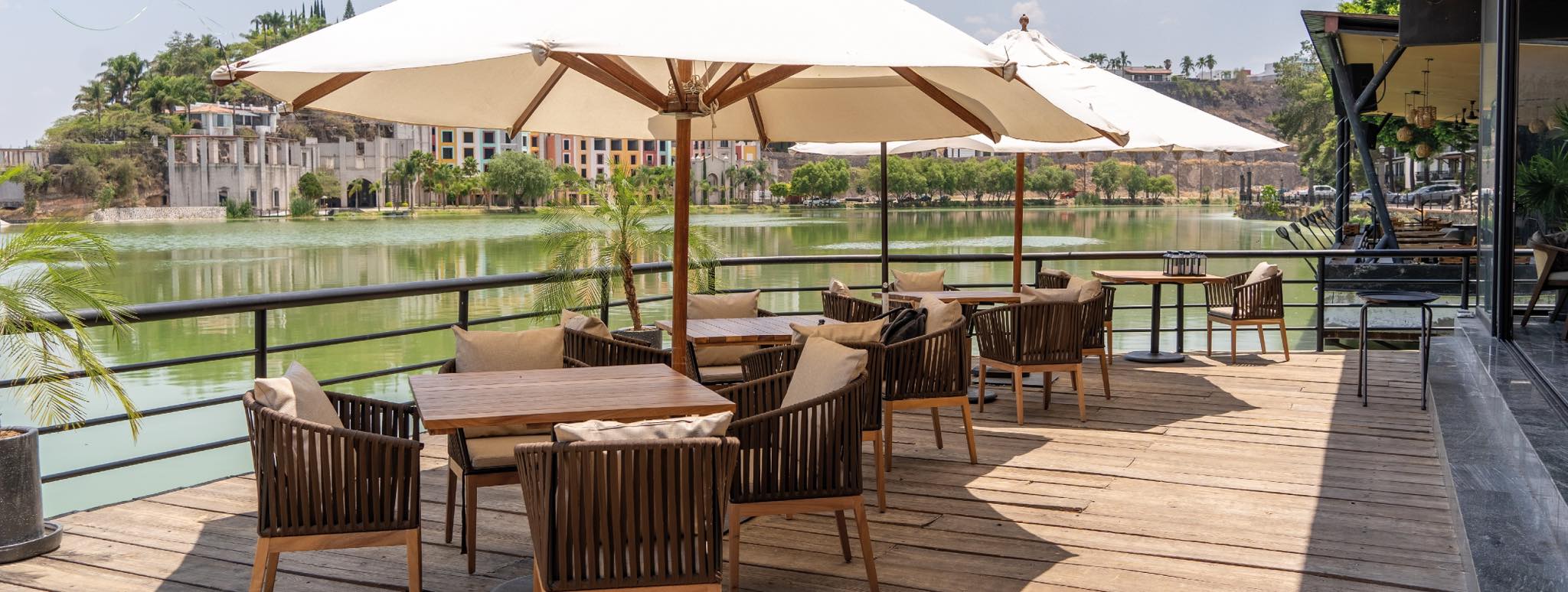 Descubre las mejores terrazas en Querétaro para disfrutar de un brunch, una comida con vista espectacular o un momento pet friendly. 